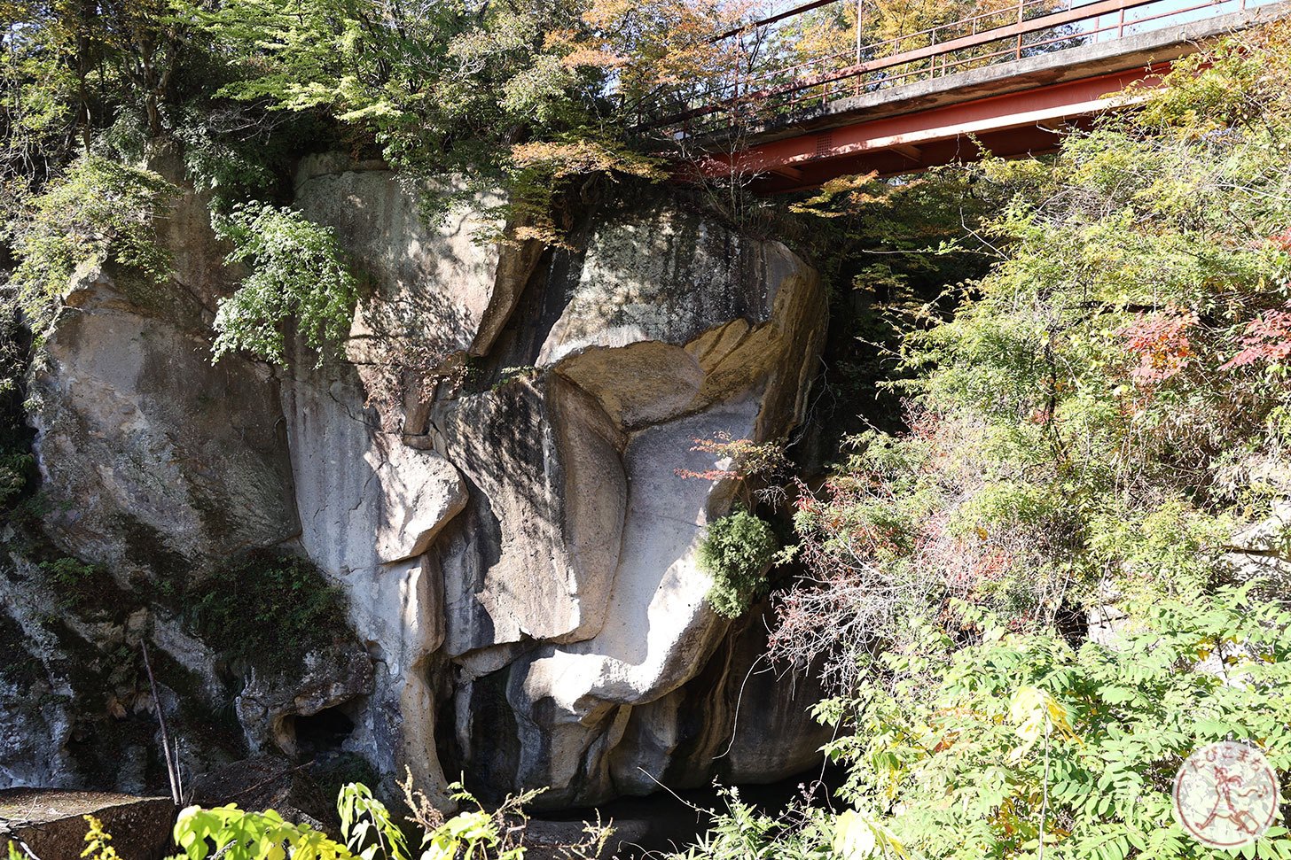 磊々峡（らいらいきょう）の奇岩