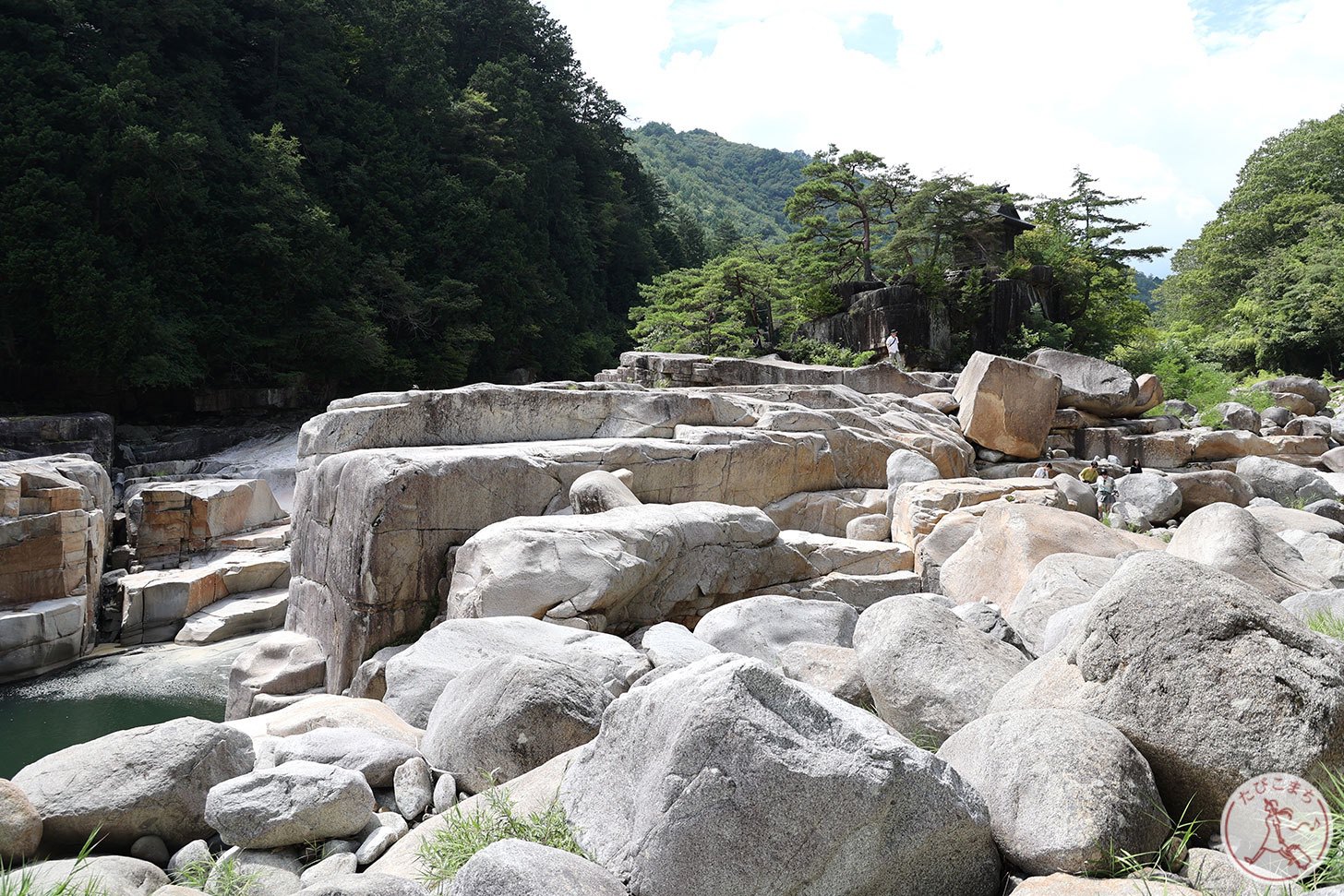 寝覚の床から浦島堂まで散策